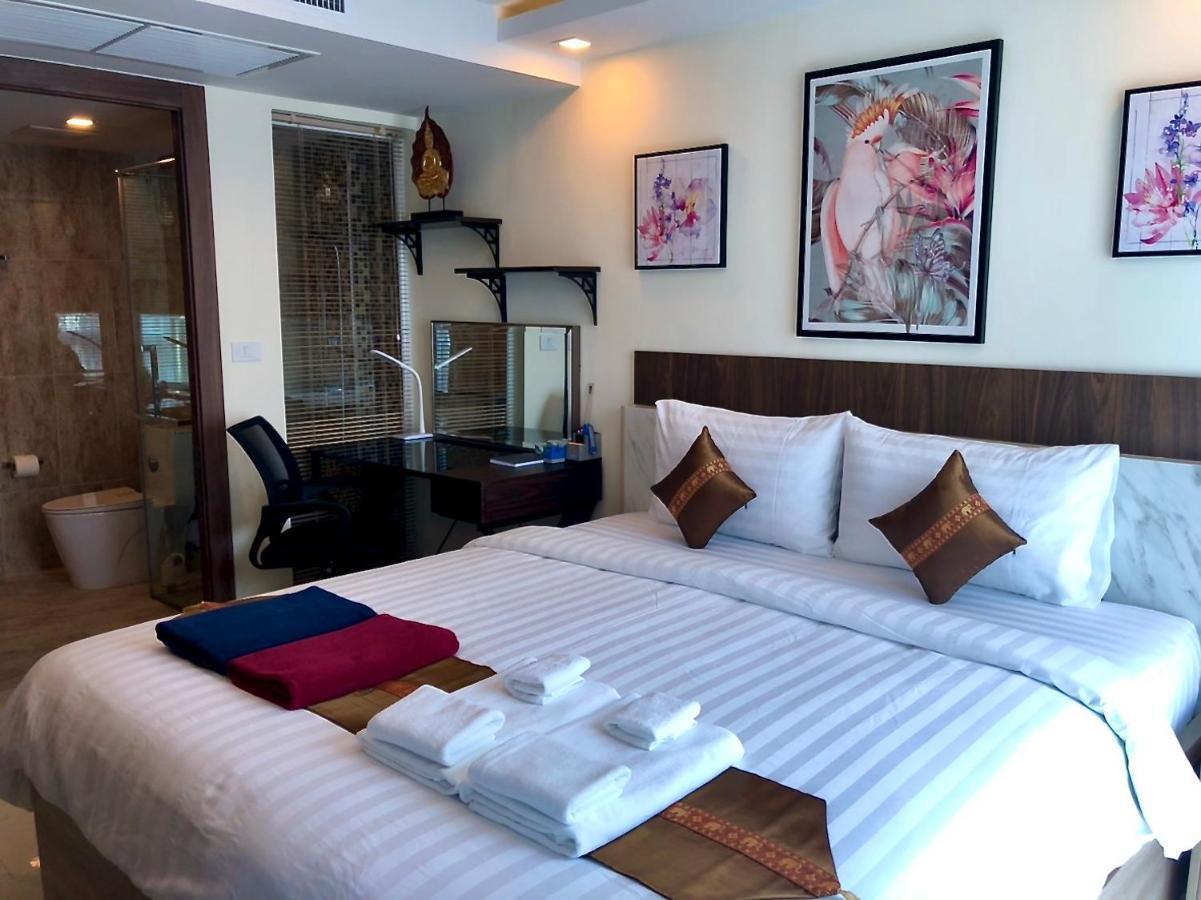 Luxury Business Suits In Grand Avenue By Pattaya City Estates Екстериор снимка