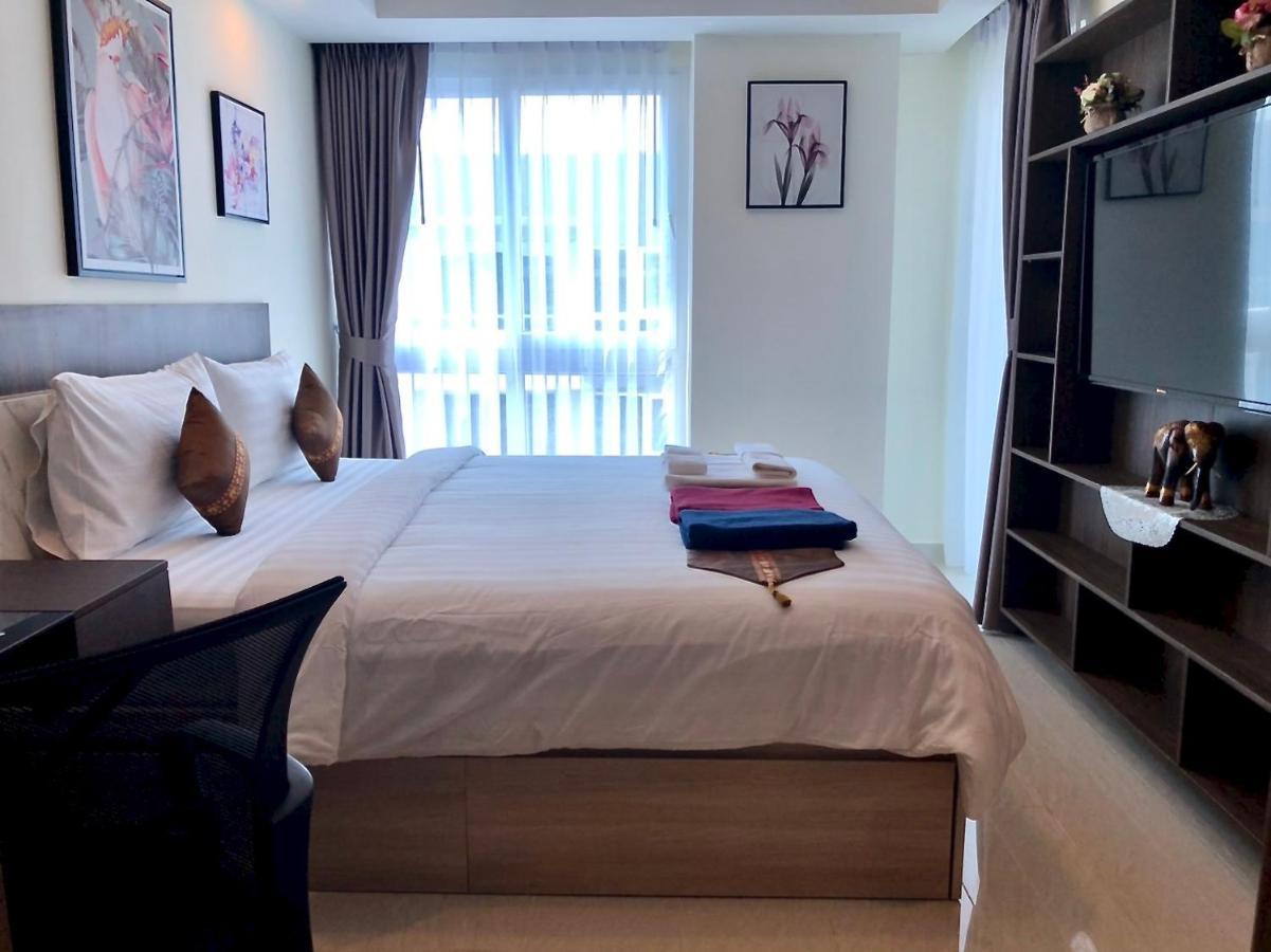 Luxury Business Suits In Grand Avenue By Pattaya City Estates Екстериор снимка