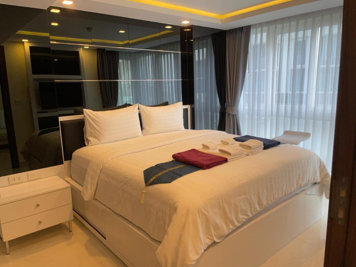 Luxury Business Suits In Grand Avenue By Pattaya City Estates Екстериор снимка