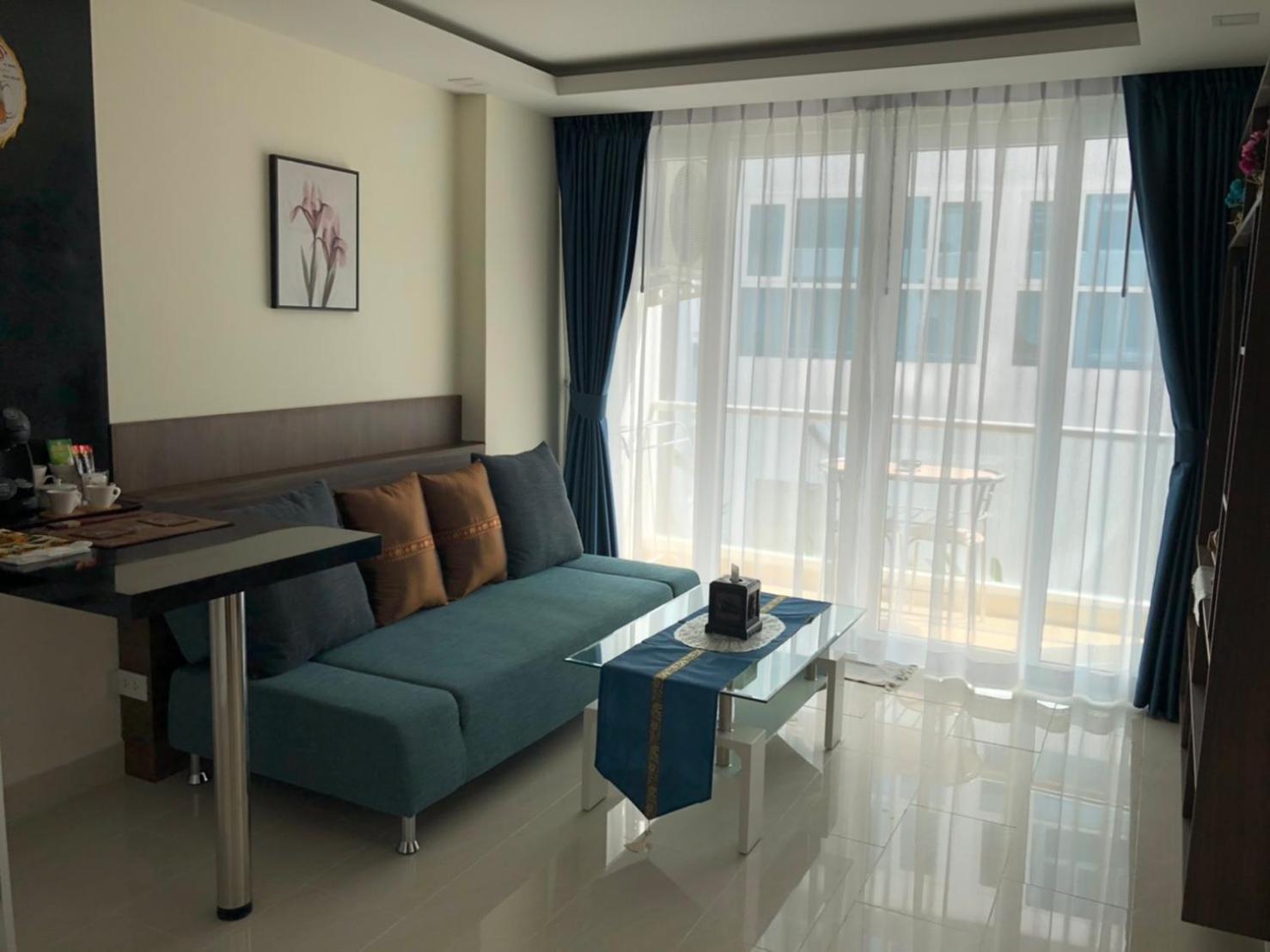 Luxury Business Suits In Grand Avenue By Pattaya City Estates Екстериор снимка