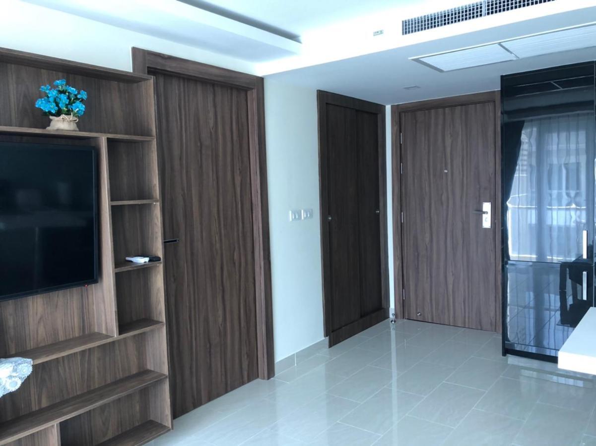 Luxury Business Suits In Grand Avenue By Pattaya City Estates Екстериор снимка