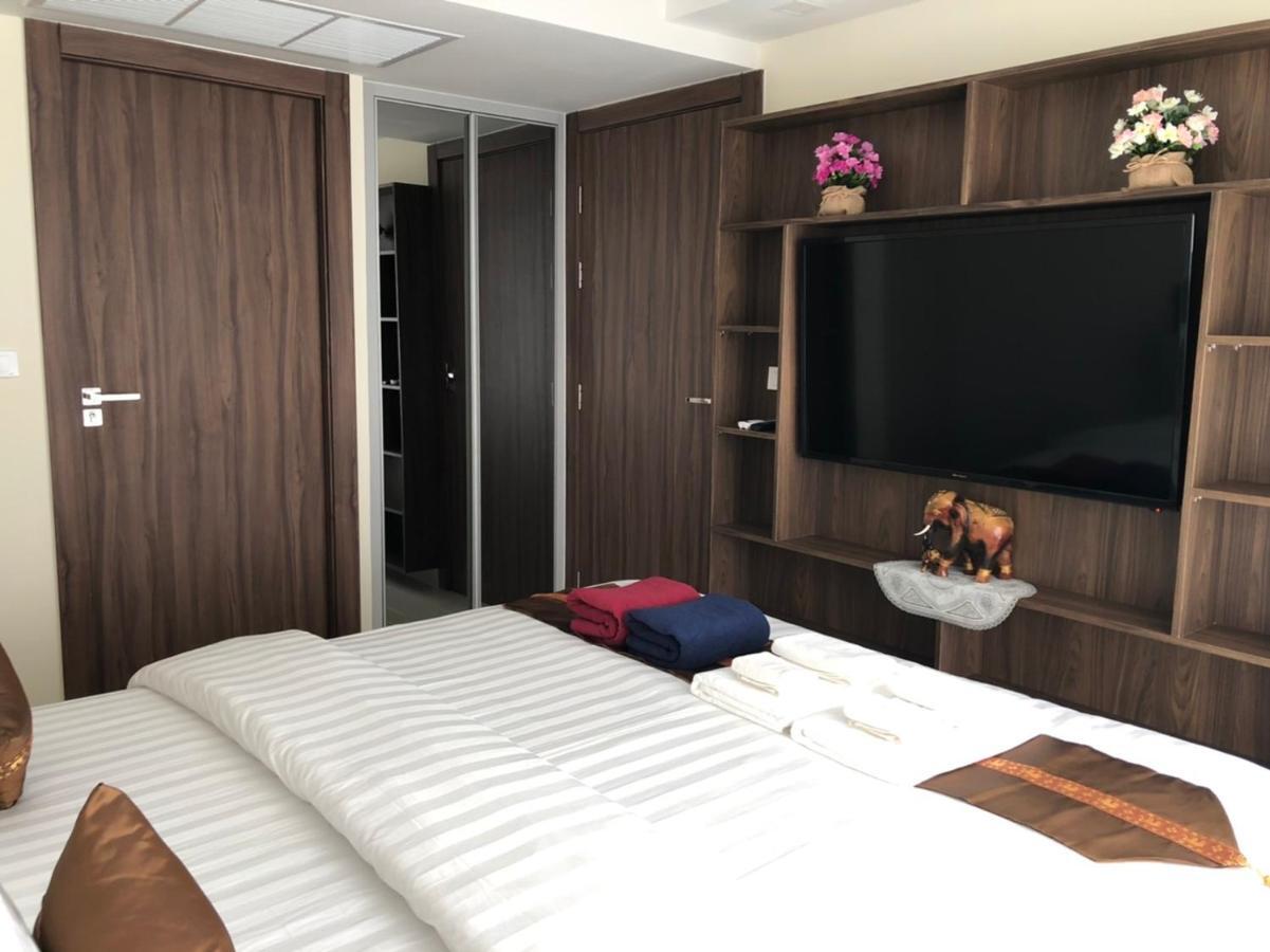 Luxury Business Suits In Grand Avenue By Pattaya City Estates Екстериор снимка